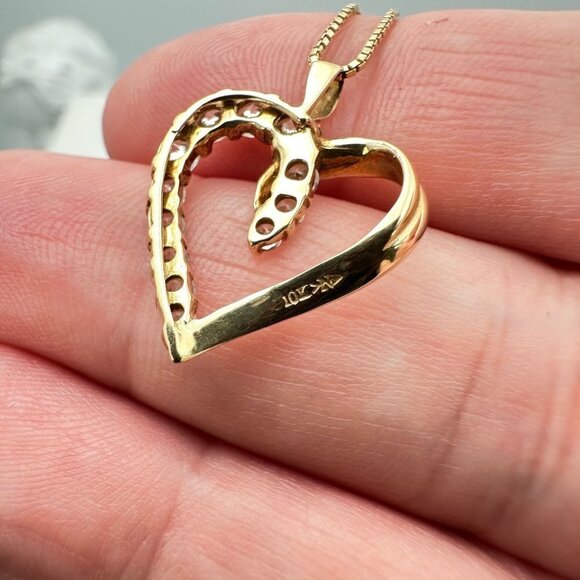 Womens Necklace 10K Yellow Gold Cubic Zirconia Heart Pendant Gift Idea for Her - Picture 3 of 9